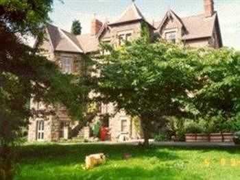 Brynhonddu Country House B&B Abergavenny Exterior photo